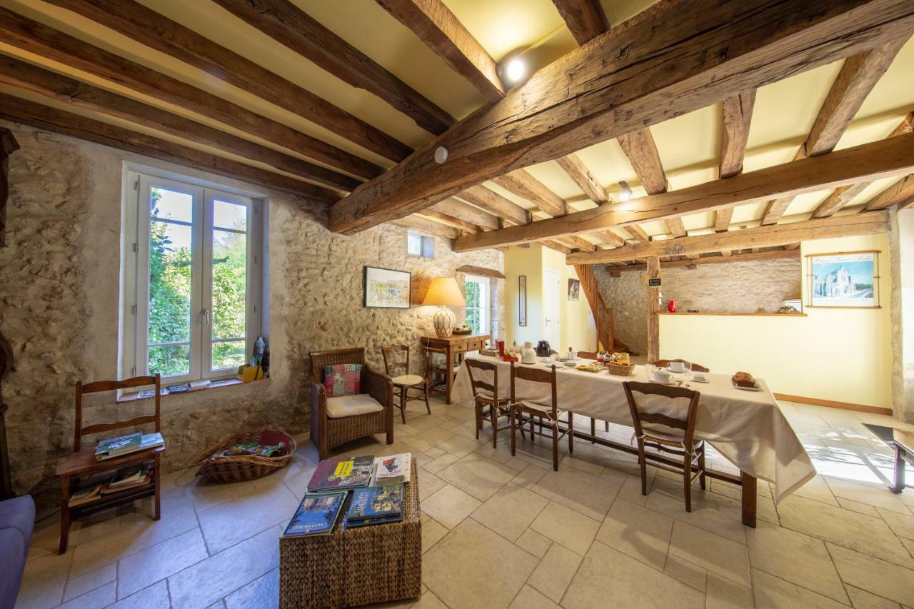 مبيت وإفطار Cléry-Saint-André Le Clos Tilia المظهر الخارجي الصورة