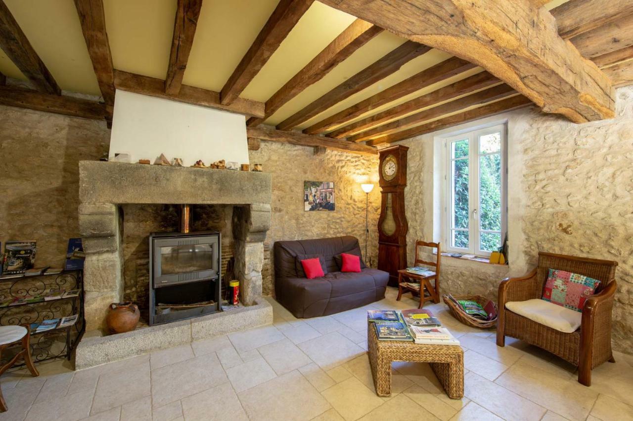 مبيت وإفطار Cléry-Saint-André Le Clos Tilia المظهر الخارجي الصورة