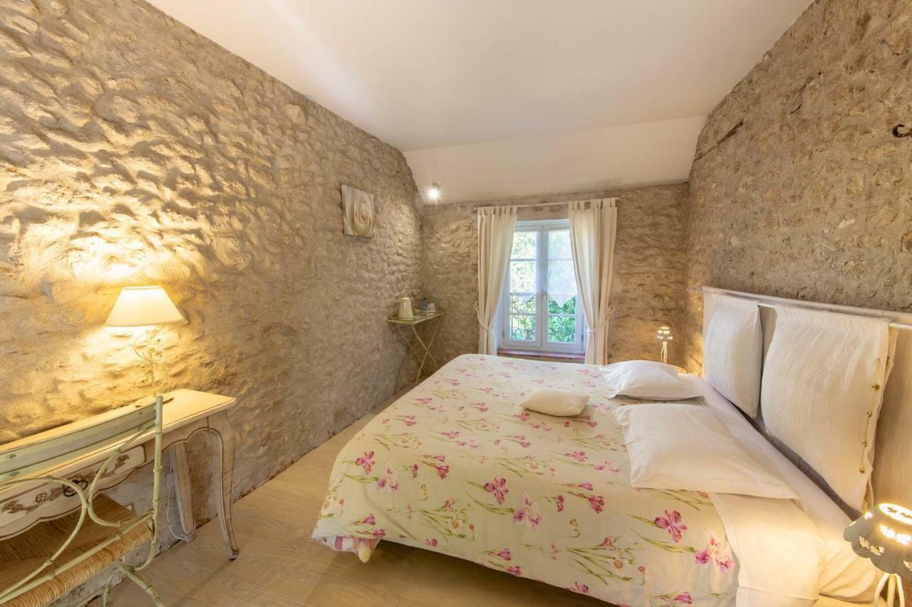مبيت وإفطار Cléry-Saint-André Le Clos Tilia المظهر الخارجي الصورة